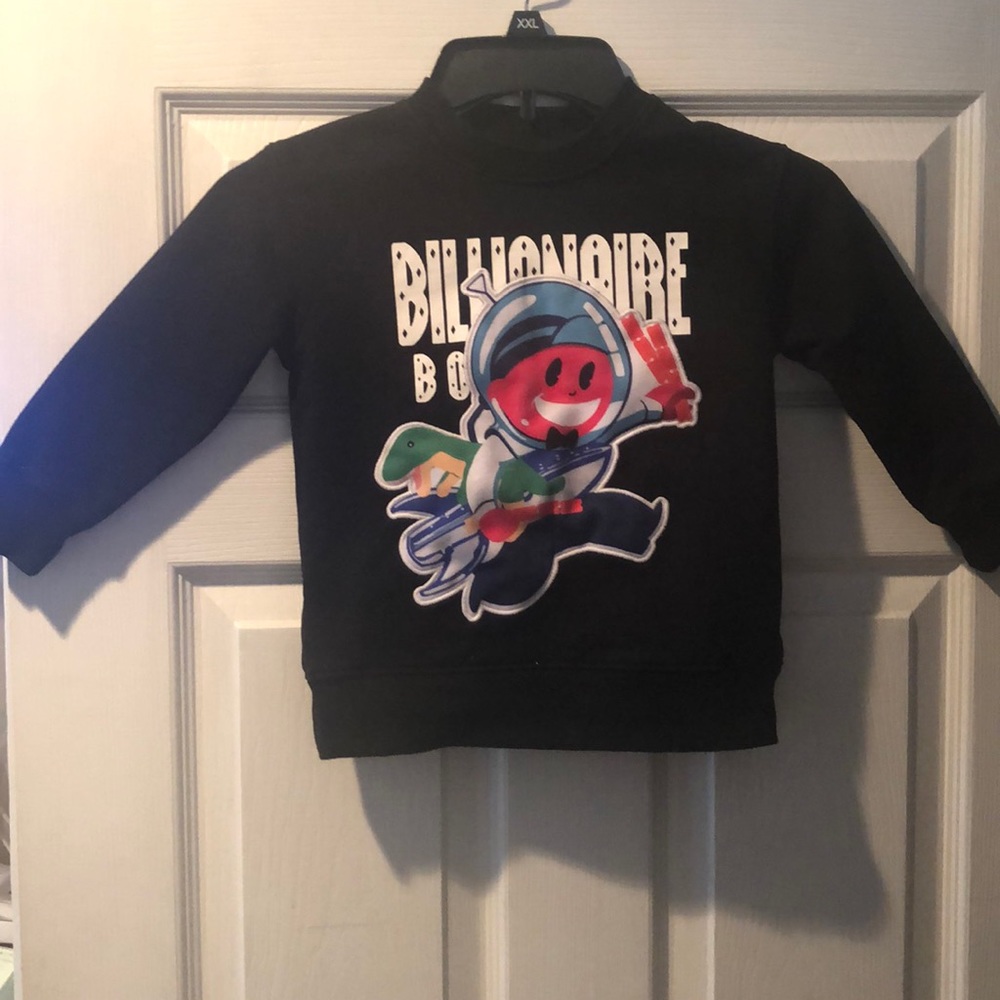 Sweatshirt